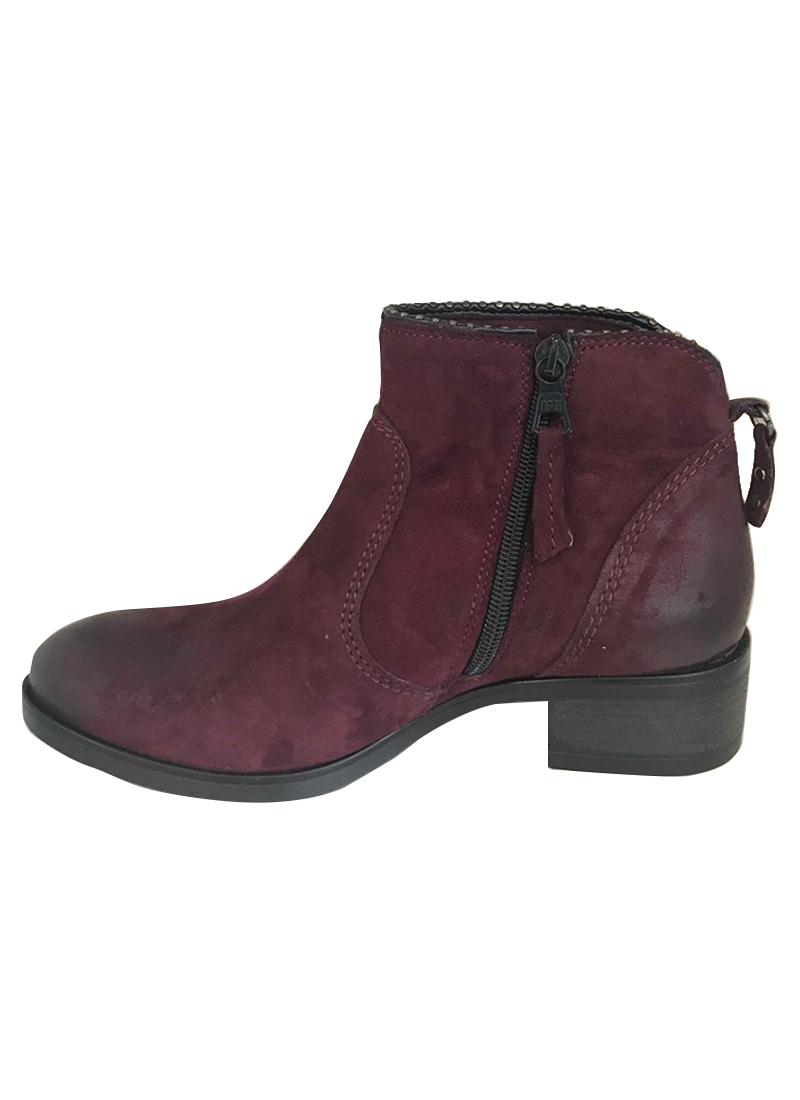 long maroon boots