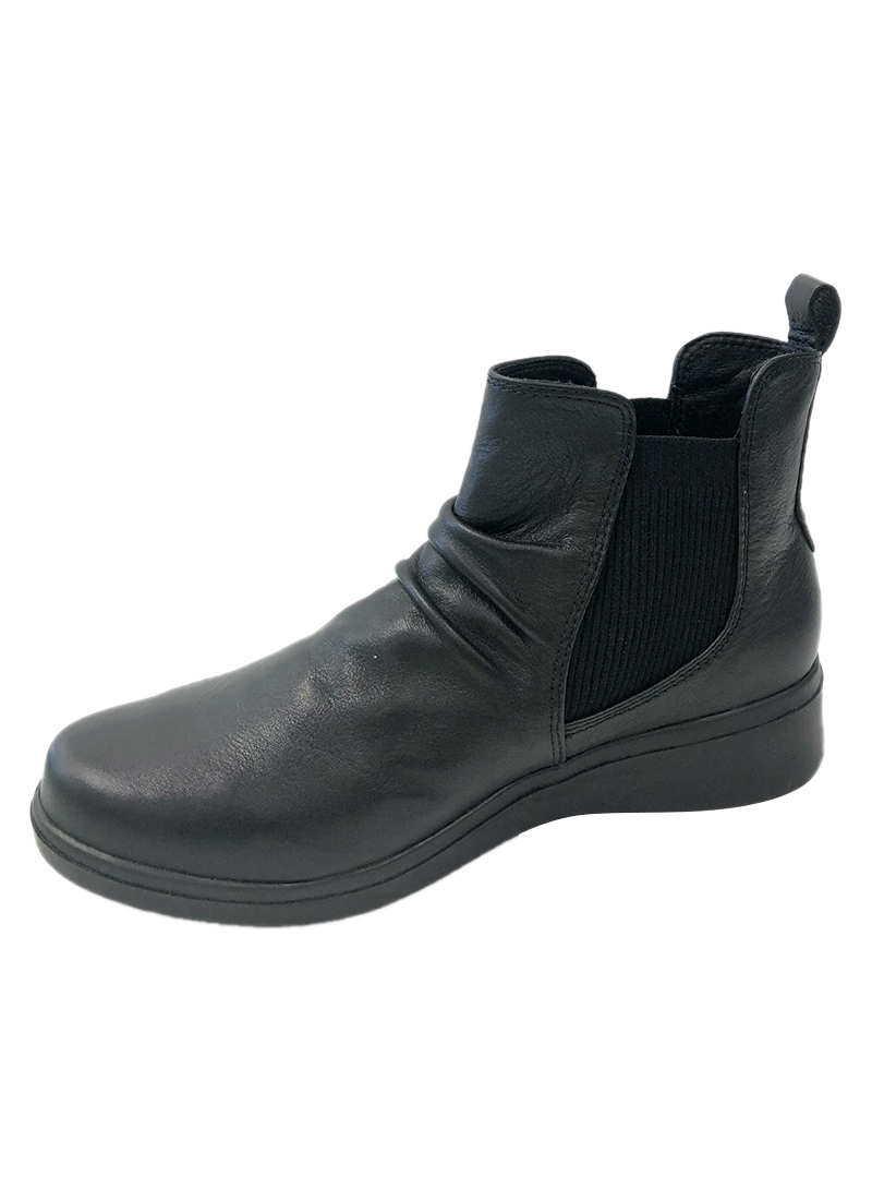 hush puppies nerine black boot