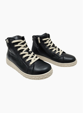 Cabello Una Black Boot