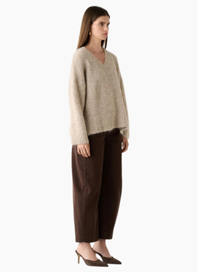 Esmaee Whisper V Neck Sweater - Oatmeal