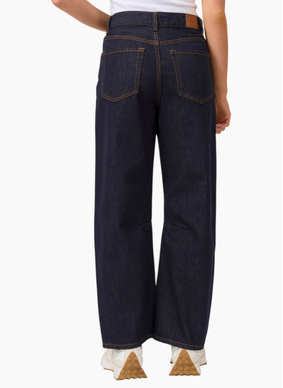 Stella + Gemma Carson Barrel Jean