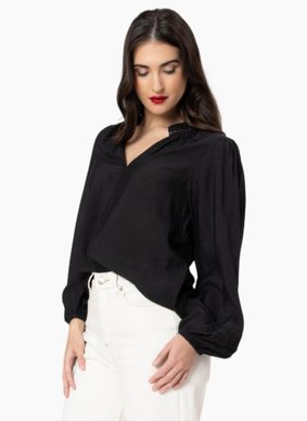 Seeking Lola sylvie top black