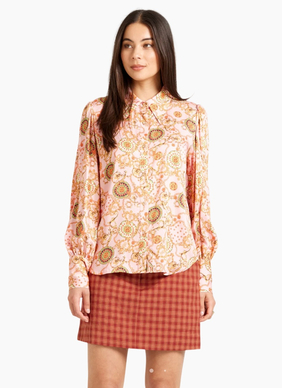 Tuesday Label Casino Top Pink Medallion