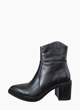EOS Janice Boot Black