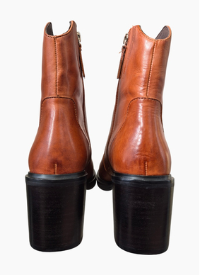 EOS Janice Boot Brandy