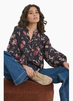 Ivy + Jack Instrumental Black Wildflowers Lace Insert Pintuck Long Sleeve Shirt
