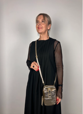 Minx Dial Up Jet Setter Bag - Gold