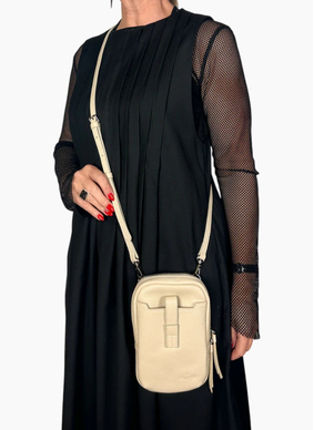 Minx Dial Up Jet Setter Bag - Ivory