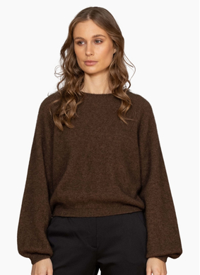 Noble Wilde Bellow Sleeve Top