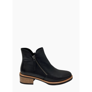 Bresley Dolomite Boot Black