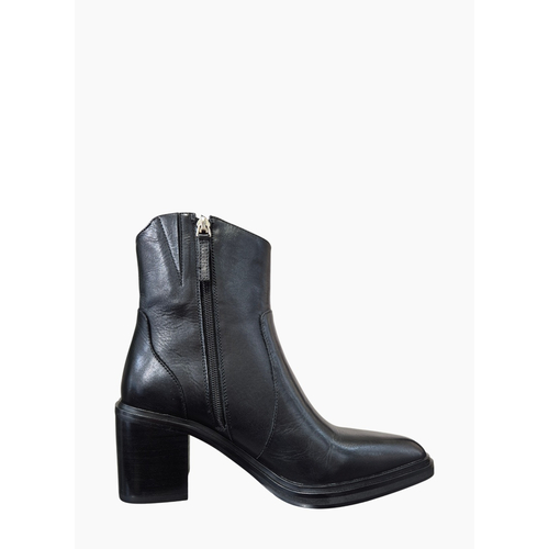 EOS Janice Boot Black
