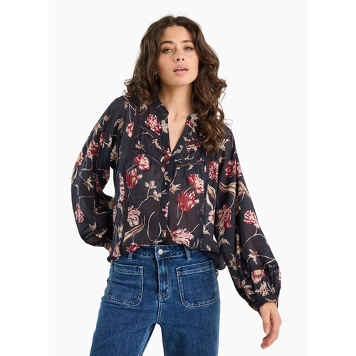 Ivy + Jack Instrumental Black Wildflowers Lace Insert Pintuck Long Sleeve Shirt