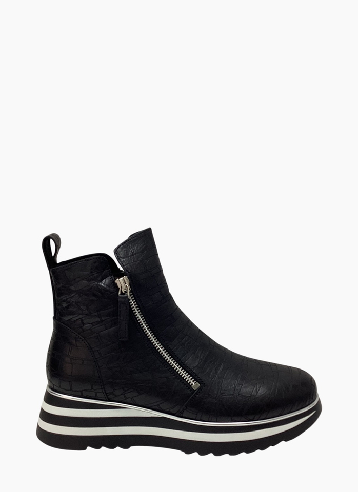 Bresley Groupie Boot Black
