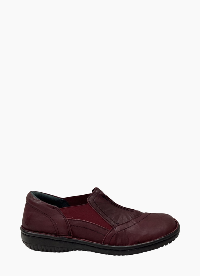 Cabello 761-27 Shoe Dark Burgandy