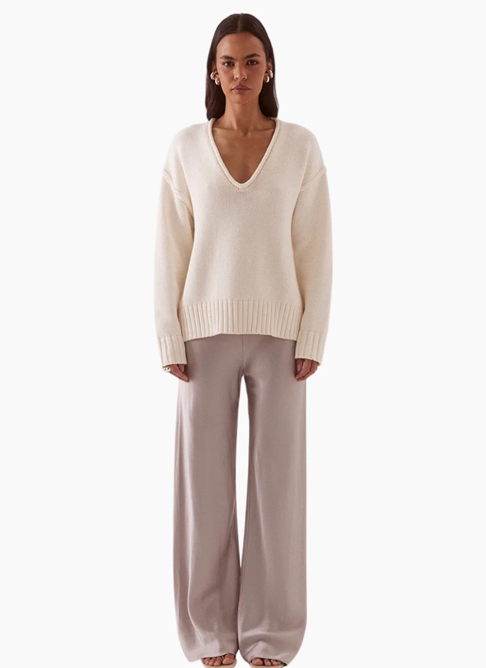 SOVERE Lane Plunge Sweater - Cream