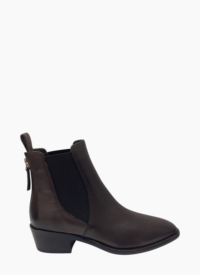 EOS Ila Boot Chestnut