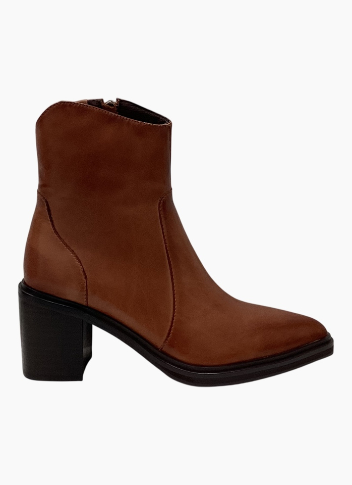 EOS Janice Boot Brandy