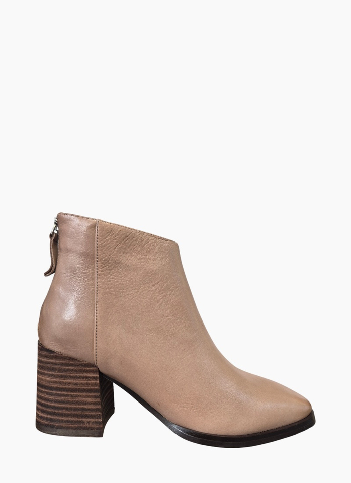 EOS Keara Boot Taupe