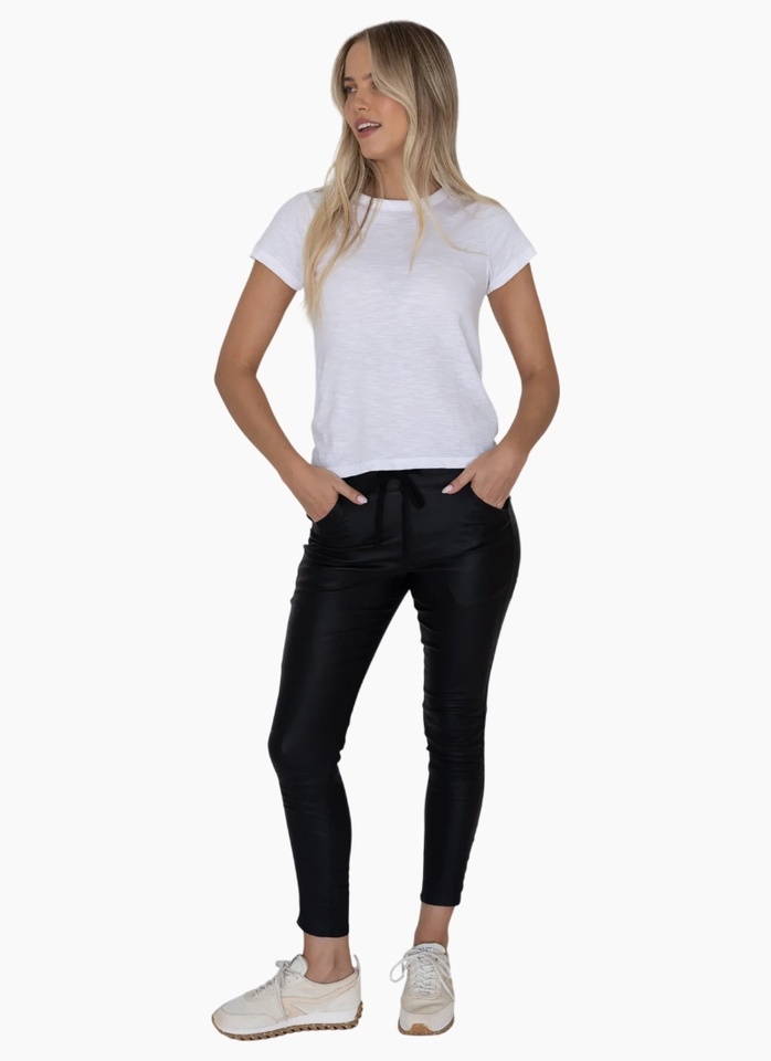 Humidity Status Pant - Black (HW25124)