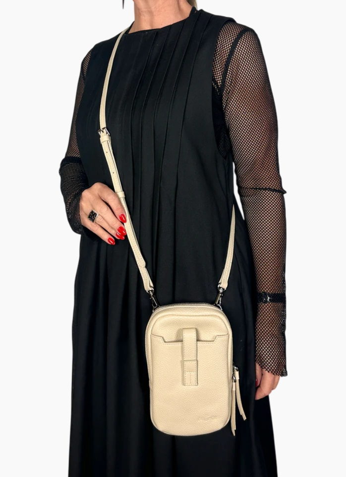 Minx Dial Up Jet Setter Bag - Ivory