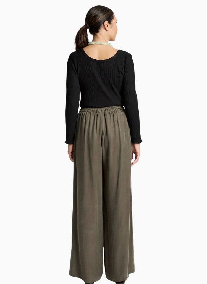 Eb + Ive Calista Pant - Pampas