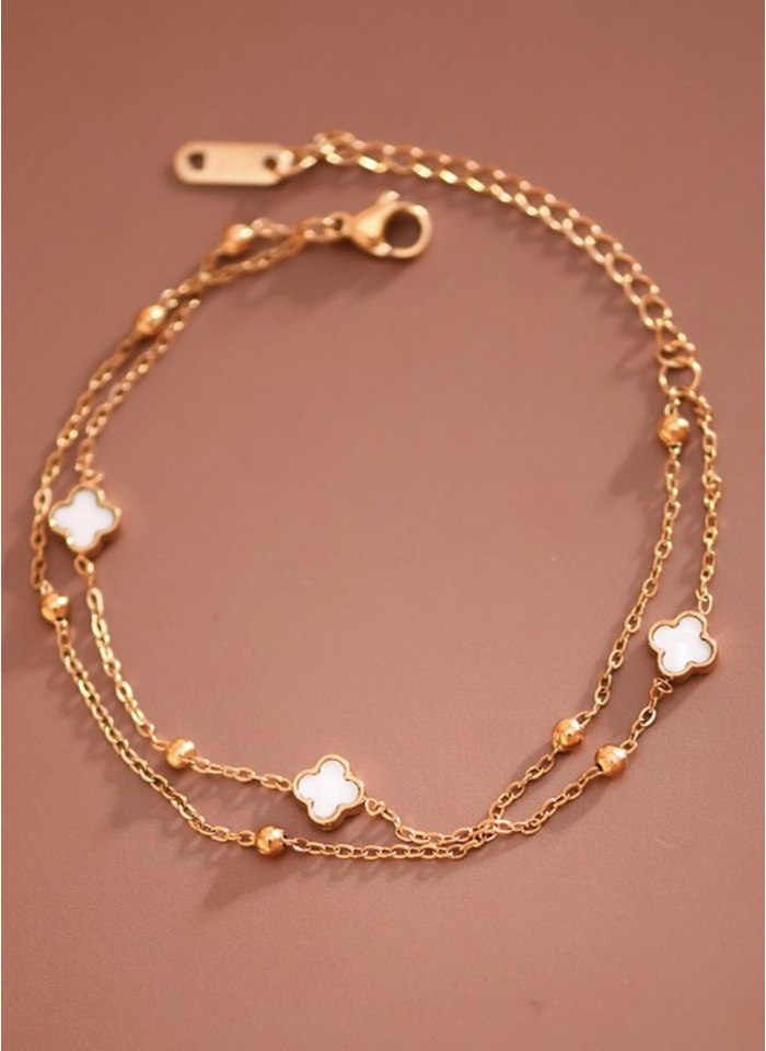 Claire Clover Chain Bracelet - White