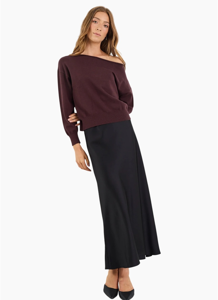 Stories Be Told Incentive Chocolate Boatneck Jumper