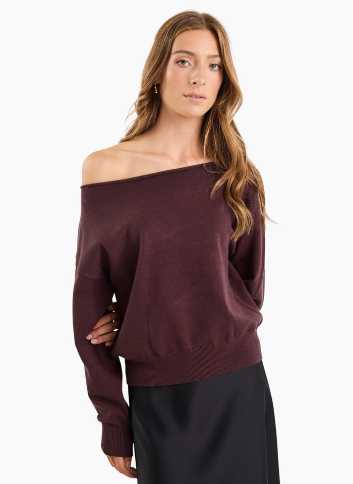 Stories Be Told Incentive Chocolate Boatneck Jumper