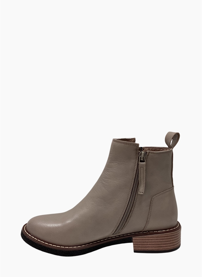 Bresley Duel Boot Taupe