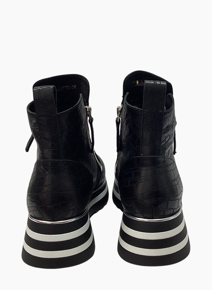 Bresley Groupie Boot Black