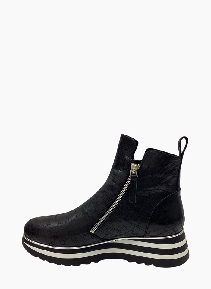 Bresley Groupie Boot Black