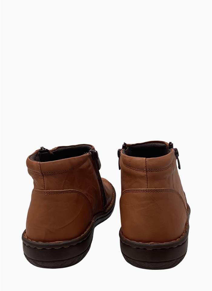 Cabello 5250-27 Boot Tan Crinkle