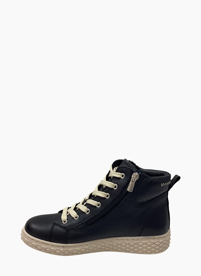 Cabello Una Boot Black