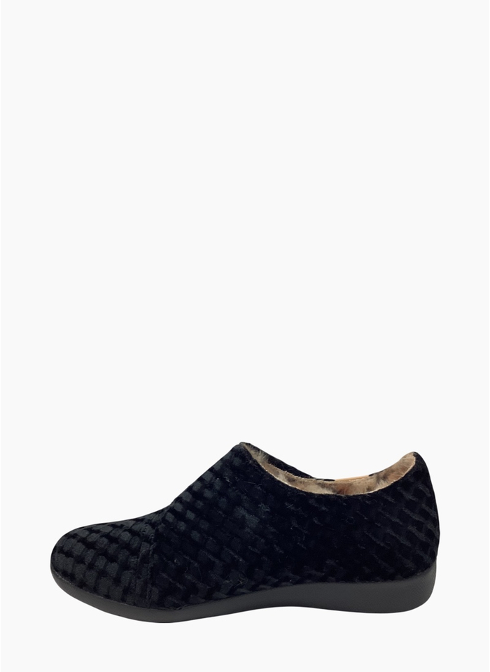 Ziera Fliss XW Slipper Black Emboss