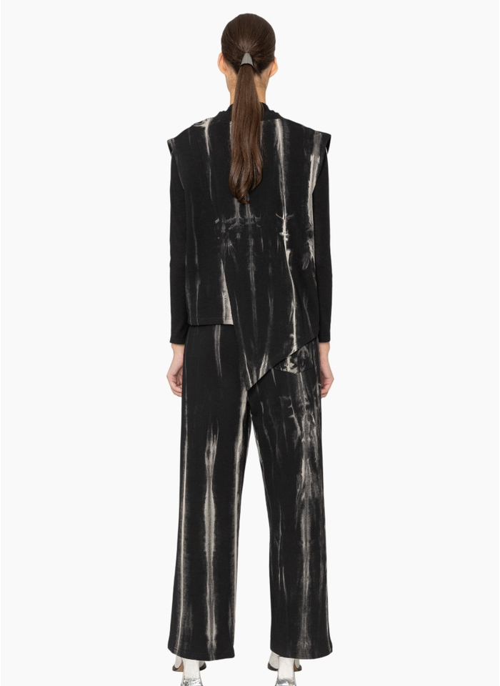 Bone & Arrow 859 Jax Vest - Gravity Print
