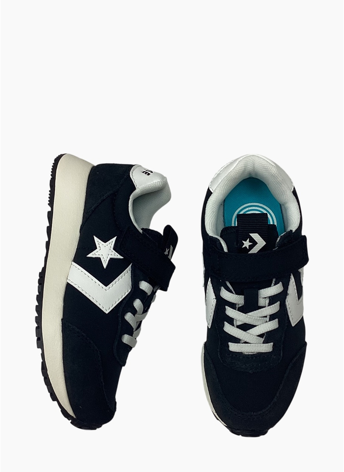 Converse A13095C Omega Trainer OX Sneaker Black/Vintage White/Egret
