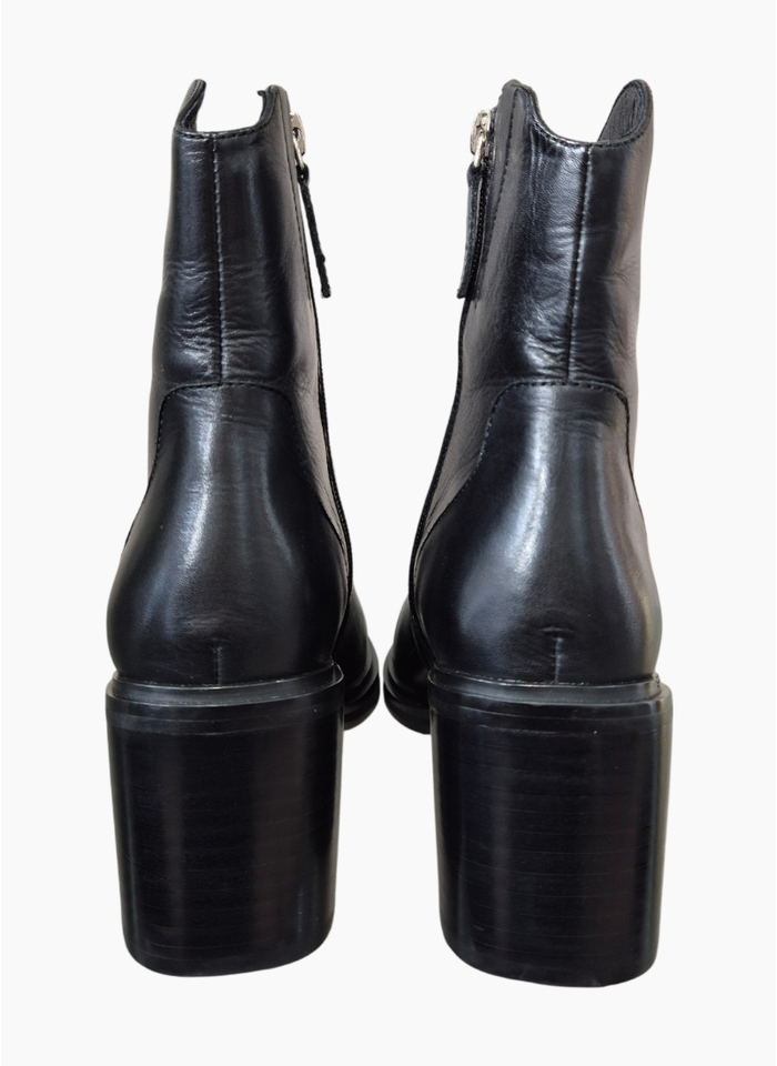 EOS Janice Boot Black