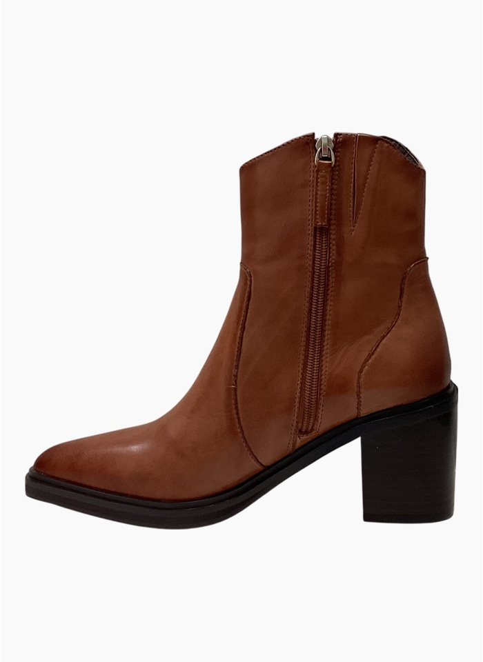 EOS Janice Boot Brandy