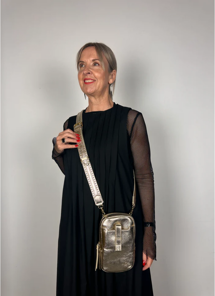 Minx Dial Up Jet Setter Bag - Gold