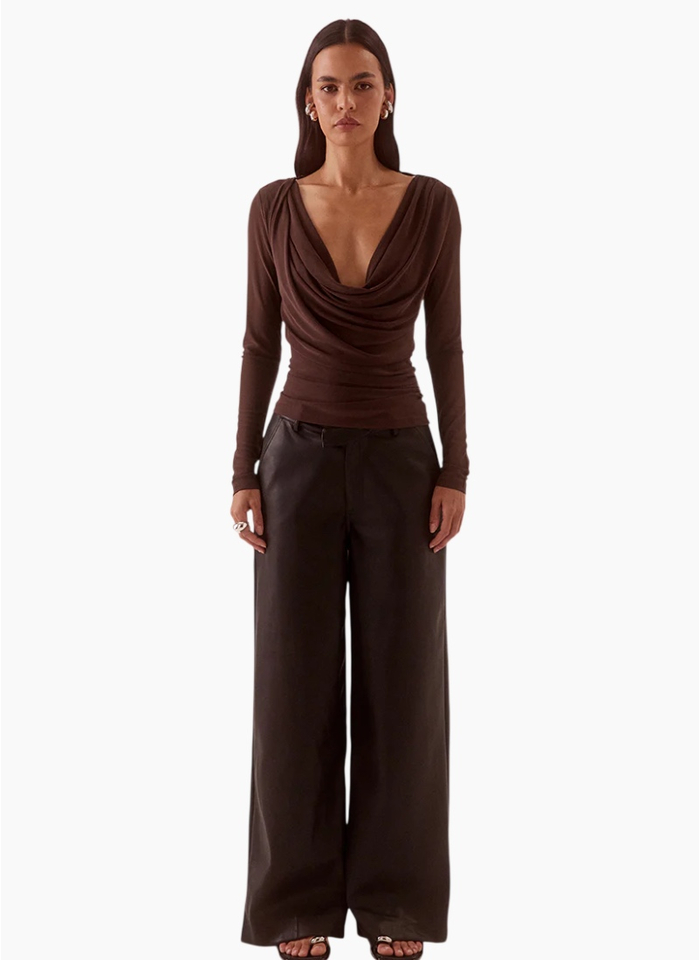 SOVERE Myriad Drape Top - Rum Raisin